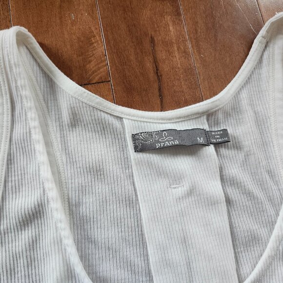 3/$30 SALE!!! 😎 Prana tank top - Picture 2 of 4